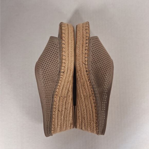 Franco Sarto Paige Sandals 9 Perforated Espadrille Wedge Slide Slip On Taupe - Picture 8 of 9